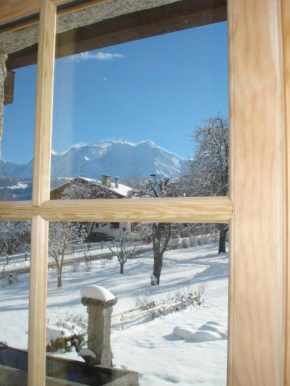 Гостиница La Ferme des Michaud  Комблу